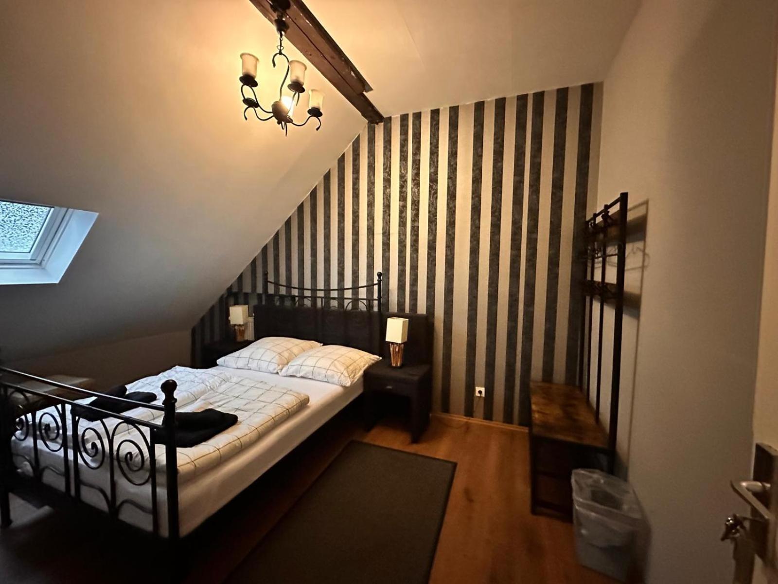 Adam's Hostel Düsseldorf
